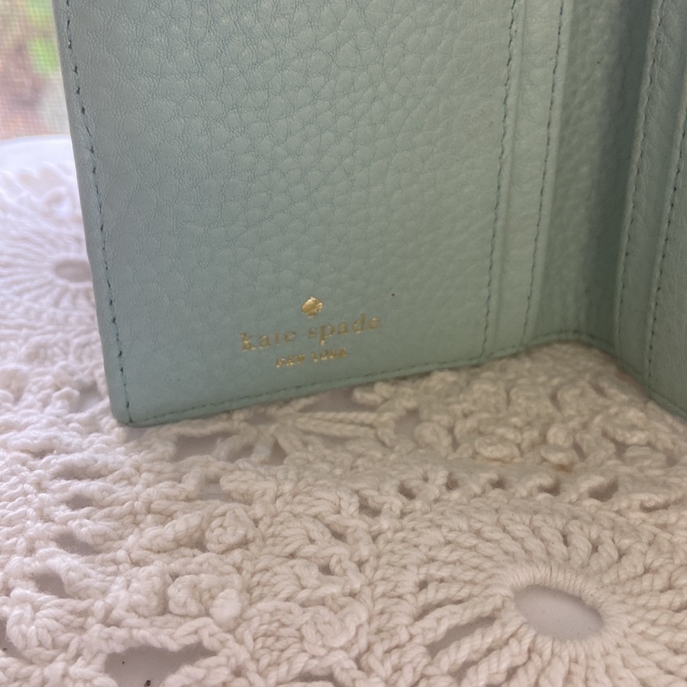 Kate Spade Robins Egg Blue Pebbled Leather Wallet Gold Trim Nice! Come see! - Picture 4 of 11